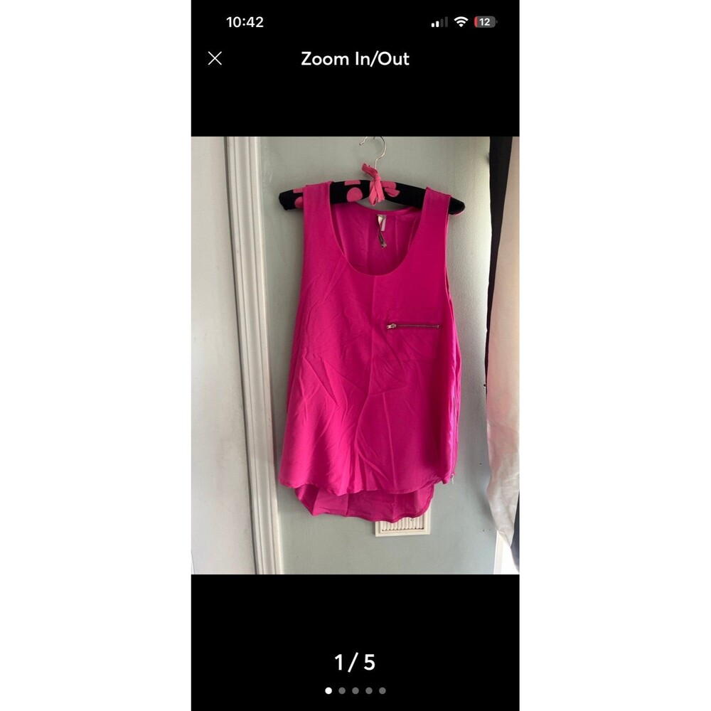 Silky pink sleeveless hi low shirt Sz large